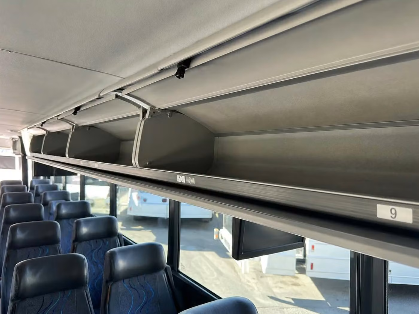 casselberry 18 passenger minibus overhead storage