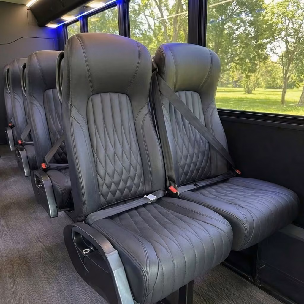 casselberry 20 passenger minibus high back seats