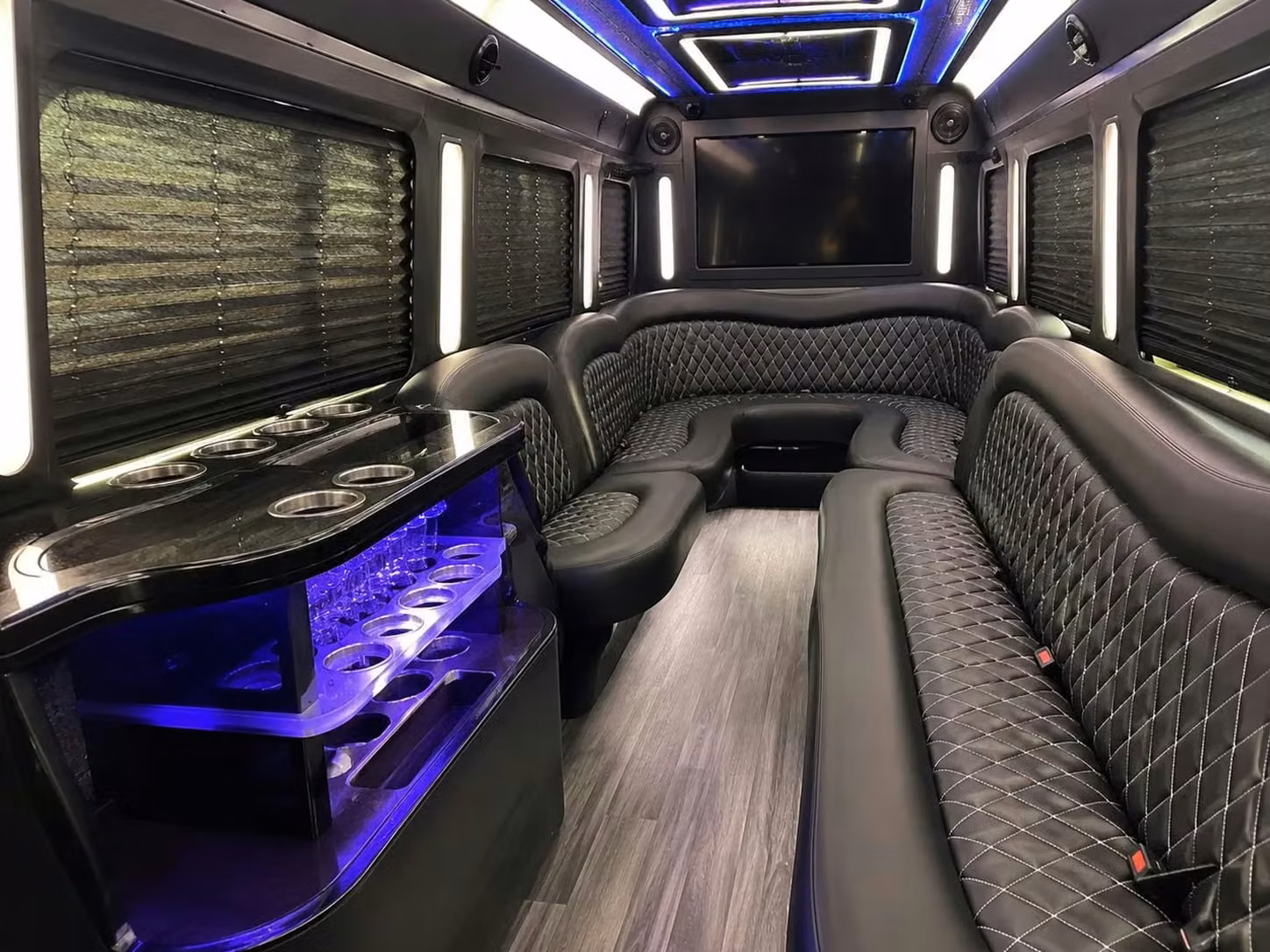 casselberry homecoming bus rentals for lake howell high school students